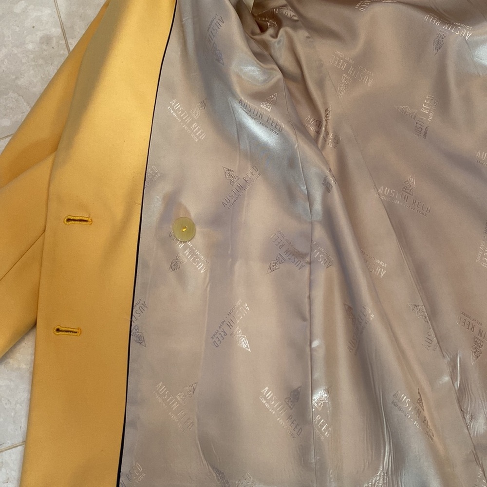 Women Jacket - Picture 12 of 15